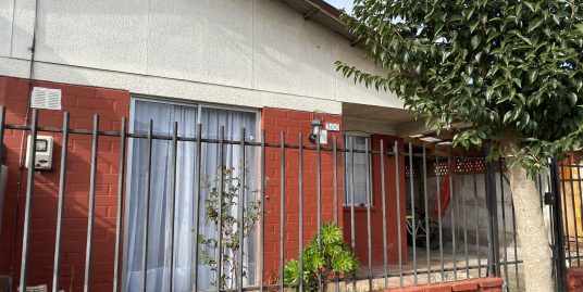 Impecable propiedad en venta en Villa Martita Romanini, Melipilla.